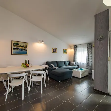Sunset Apartament *